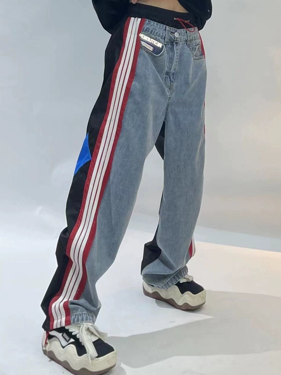 サイドライン異素材MIXデニムパンツ 異素材MIXデニム パンツ デニムステッチナイロンパンツ レディース 春秋 ボトムス デニムジーンズ モード系 カジュアルストリート アメカジコーデ オシャレ 可