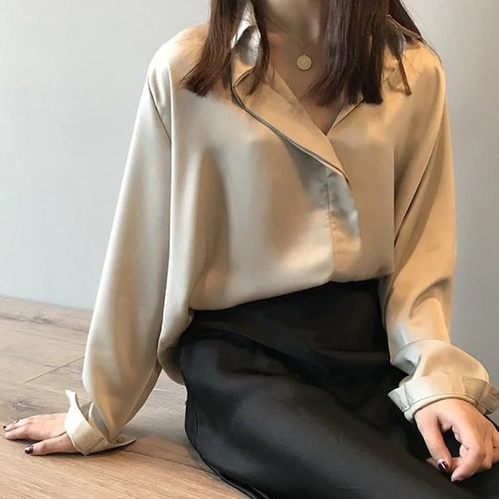 シャツ レディース サテン 長袖 Vネック ブラウス レディース サテン 光沢 通勤 シャツ ブラウス レディース オフィス ビジネス シャツ レディース おしゃれ かわいい