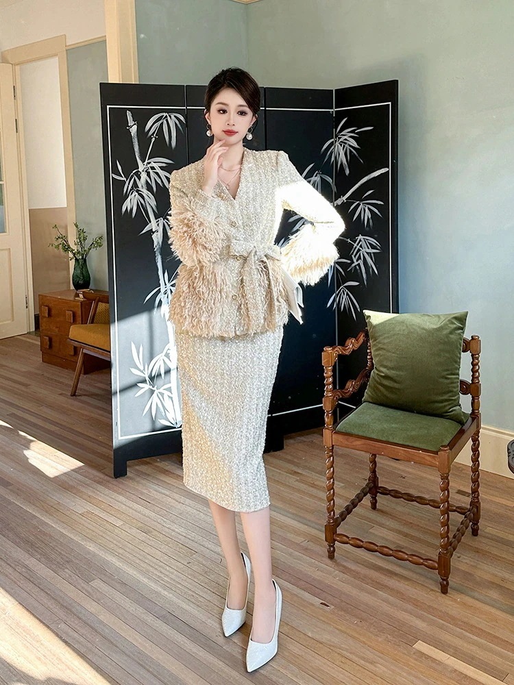 ラジャー キラキラ レディース 厚手 セットアップ 冬 ファー飾り 上下2セット ジャケット＋スカート