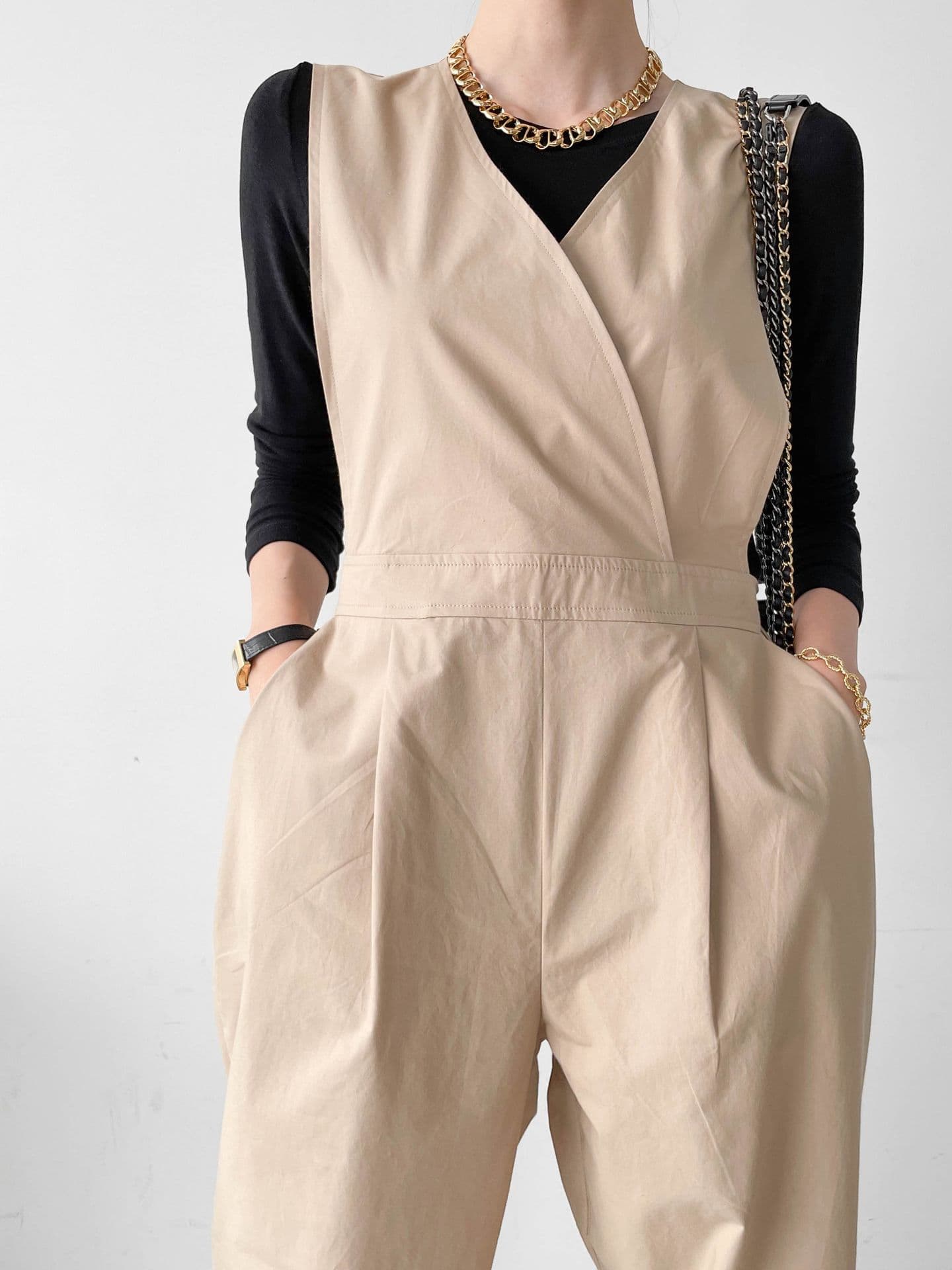 韓国 [WWW] ストリングジャンプスーツ