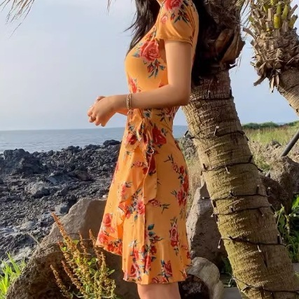 リゾートワンピース レディース ワンピース ミニ ショート 膝上 袖なし フリル袖 Vネック セミフレア リボン ウエストリボン かわいい 大人可愛い シンプル カジュアル おしゃれ かっこいい