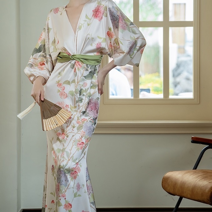 ドレス ワンピース パーティー 二次会 披露宴 演奏会 発表会 ステージ 舞台 キャバ ダンス 衣装 コスプレ 謝恩会 演劇 ラウンジ クラブ ロング 7分袖 ボリューム Vネック スレンダー スリム