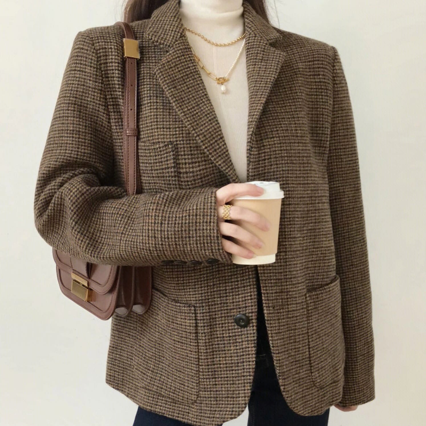 レトロ ジャケット レディース ジャケット 上着 テーラードジャケット 長袖 Vネック ボタンダウン 前開き 中厚手 大人可愛い きれいめ シンプル カジュアル かっこいい クール 存在感 抜け感