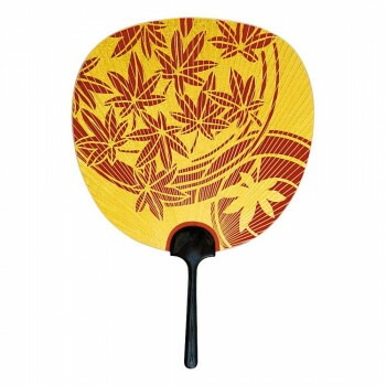 日本製（MADE IN JAPAN） 大型透かしうちわ 金彩（赤） 1105