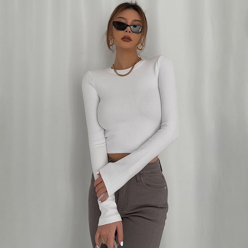 Tシャツ トップス 長袖 ラウンドネック 無地 プルオーバー スリム 細身 韓国 レディース かわいい 可愛い キュート 大人可愛い 大人女子 シンプル きれいめ カジュアル 大人 気品
