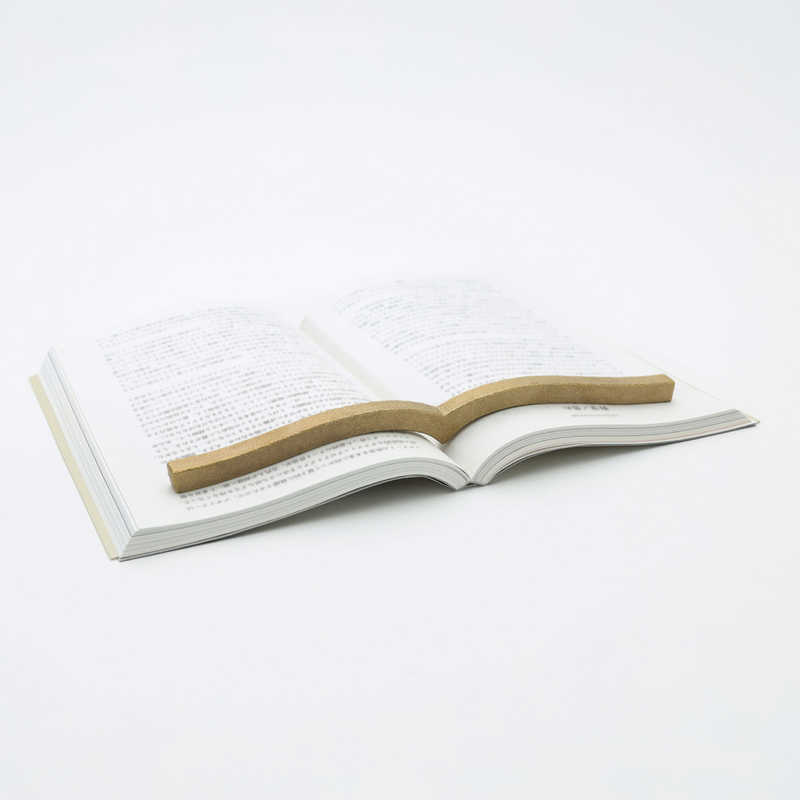 コクヨ　本に寄り添う文鎮(真鍮製)　MKTPW02