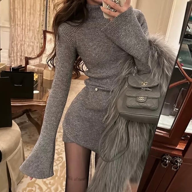 韓国デザイン新作美シルエット裾フレアニットミニワンピ 3色