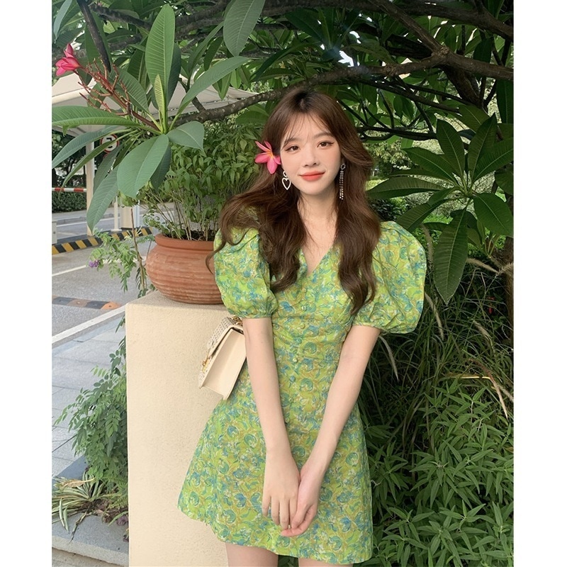 旅行 バケーション ワンピース ミニ ミニ丈 ショート ショート丈 袖あり 半袖 ボリューム袖 パフスリーブ 萌袖 パワーショルダー Vネック 襟なし Aライン かわいい 大人可愛い きれいめ