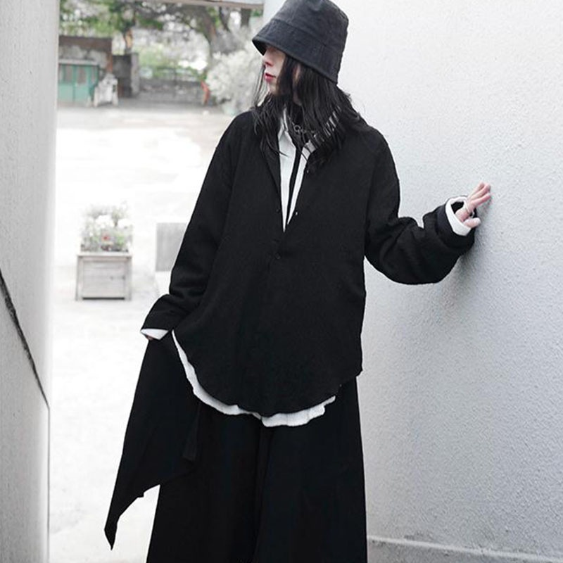 レディースラージサイズ長袖シャツラウンド裾カジュアルレディースニッチデザイン無地シンプルルーズプリーツ春秋トレンドトップスレディース多目的カジュアルシャツファッション