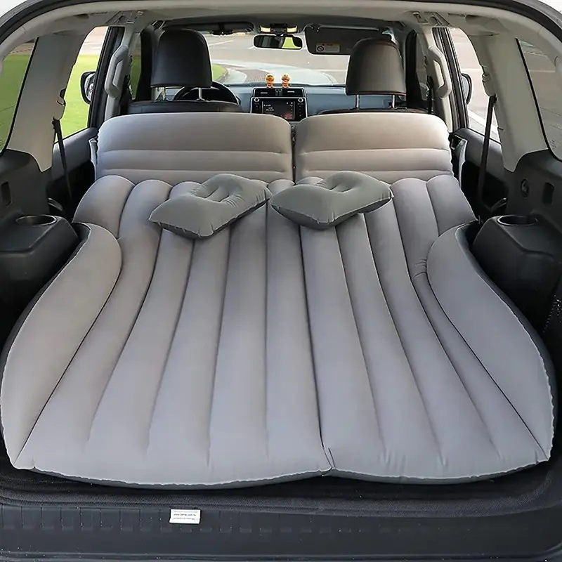 車内用エアマットレス 車載インフレータブルベッド バックシート用オーバーナイトパッド エアポンプ付き キャンピングスリーピングマット トランク旅行用キャンピングベッド インフレータブル枕付き