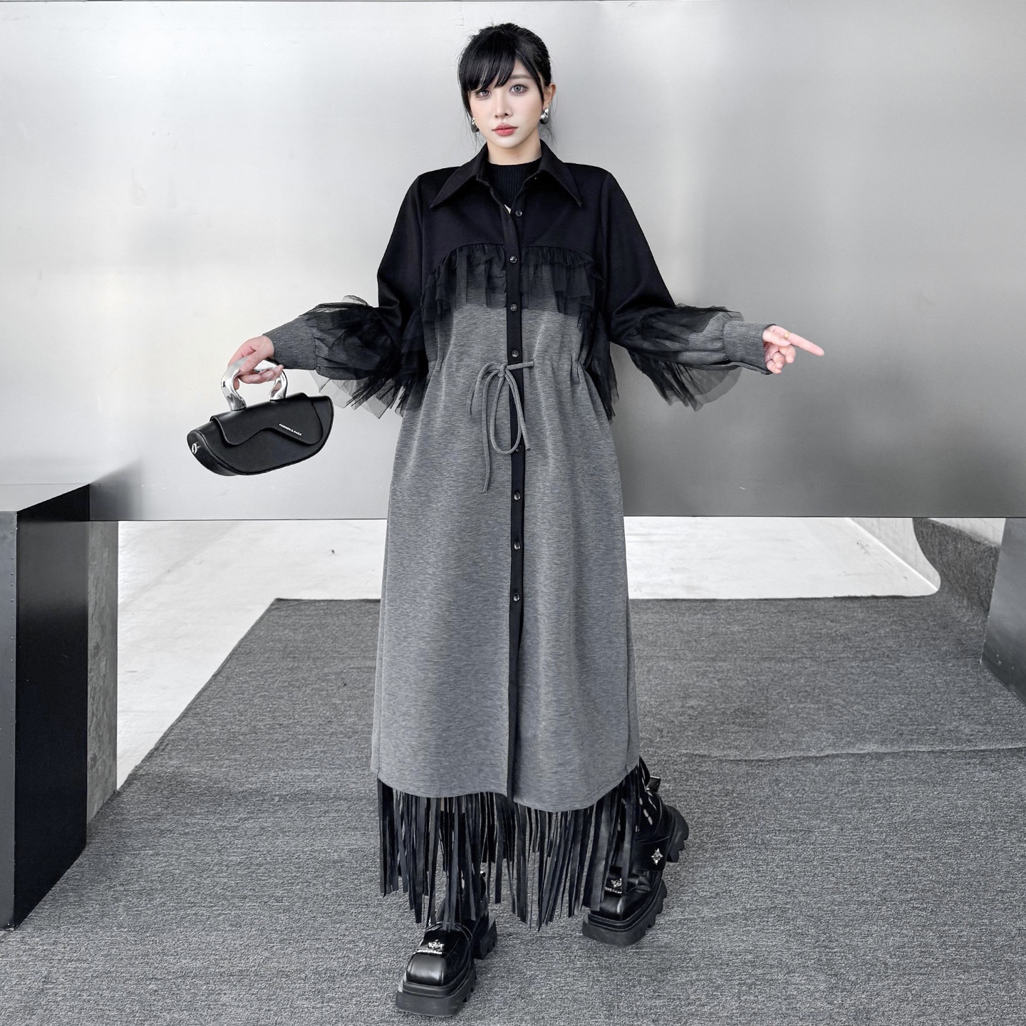 【Noir Mode】 冬 切り替え チュール シャツワンピース デザイン性 ブラックコーデ 大きいサイズ レディース 体型カバー ロングワンピース スウェットワンピース