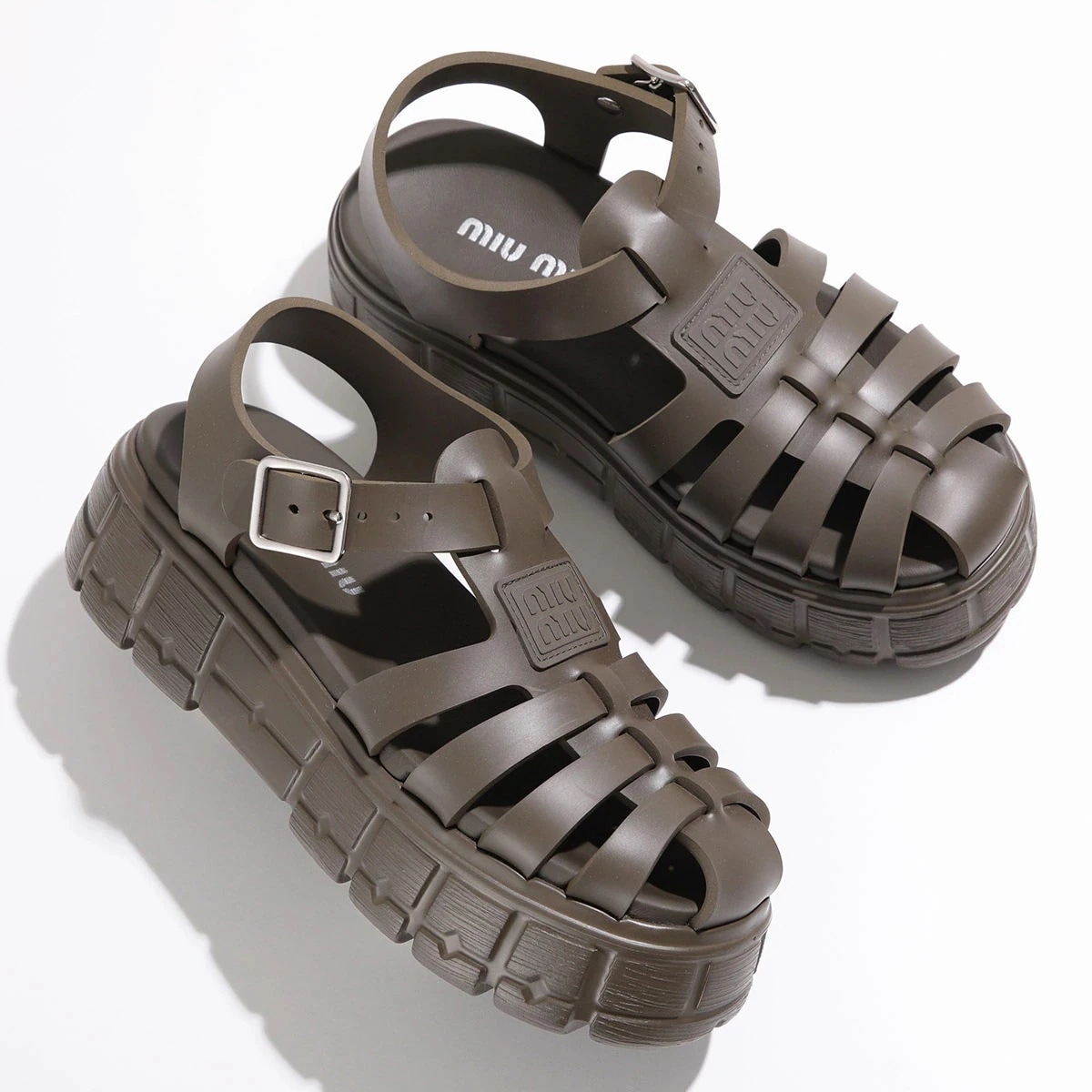 MIUMIU ミュウミュウ サンダル 5X140E 3LKK レディース プラットフォーム フィッシャーマンサンダル ロゴ EVA メタルバックル 厚底 シューズ 靴 F0161