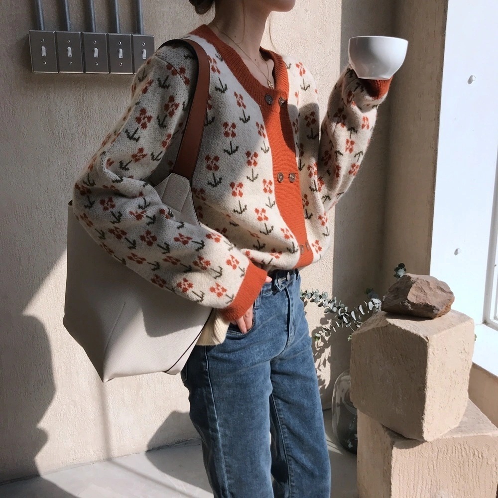 トップス カーディガン ニットカーディガン セーター ジャケット レトロ ピンク スリムフィット Vネック 秋 春 冬 通勤 シングルブレスト 長袖 ショート丈 ショート ボタン 袖あり 襟なし