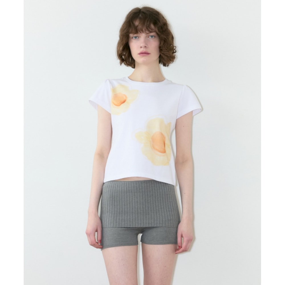 SINOON エッグフラワーパフTシャツ (ホワイト)