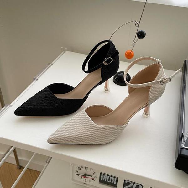 女性アンクルポインテッドトゥミドルヒール