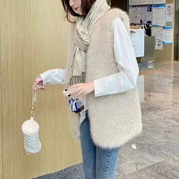 レディース ジャケット ベスト 羽織 前開き もこもこ ふわふわ ふっくら ボア フェイクレザー ファー かわいい 大人可愛い きれいめ シンプル カジュアル おしゃれ こなれ感 ガーリー ルーズ