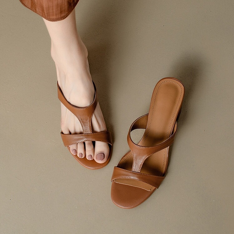 フランスのレトロスリッパの怠け者のサンダルハイヒールと百掛け夏通勤ハイヒール サンダル