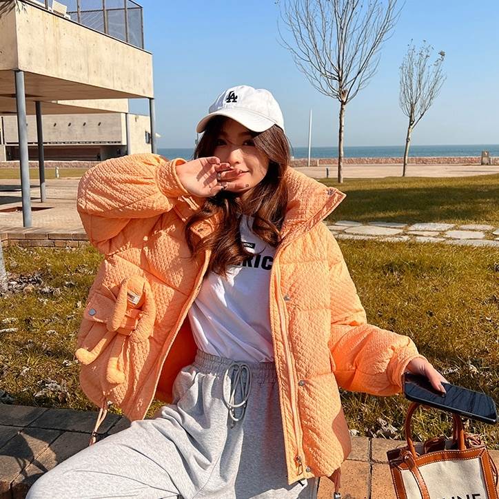 5色 ダウン もこもこアウター 中綿コート ハイネック スタンドカラー ワッフル生地 ぬいぐるみ うさぎ 大人可愛い カジュアル ホワイト 白 ブラック 黒 ベージュ オレンジ ブラック ピンク 上着