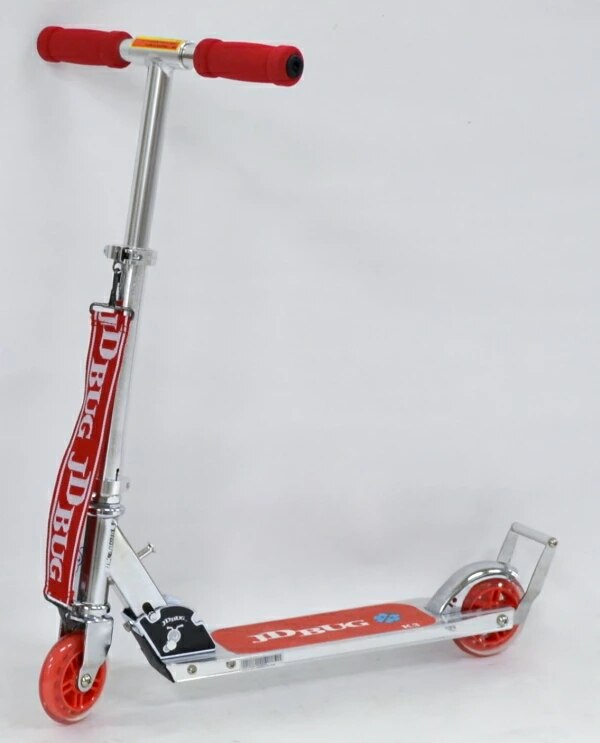 キックスクーター　5歳から乗れるコンパクトサイズ　　ショルダーストラップ付