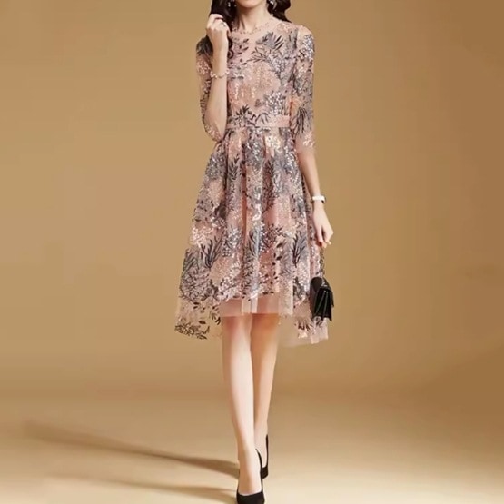 レディース ワンピース ドレス 膝丈 7分袖 ラウンドネック 襟なし スリム Aライン フェミニン 刺繍 ハイウエスト 透け感 シースルー 薄手 かわいい 大人可愛い きれいめ 上品 おしゃれ