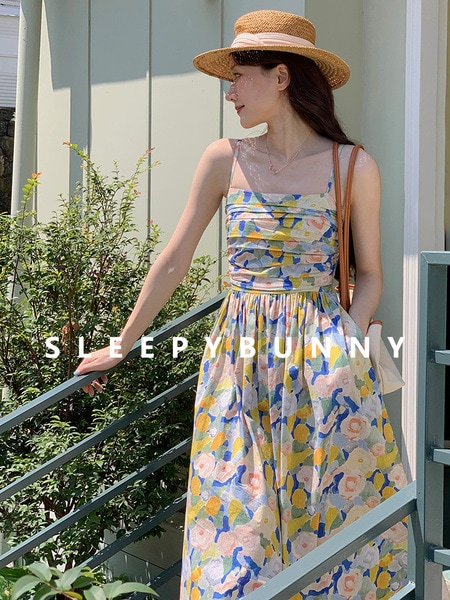 眠いウサギの油絵の女性の夏の気質スリムサスペンダースカート