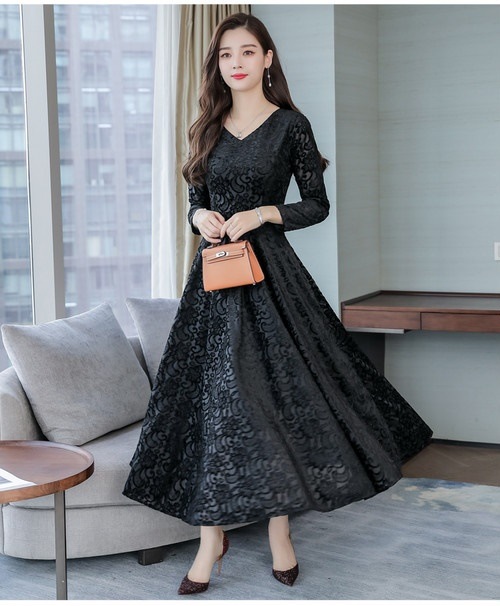 A1097.Vネック刺繍フレアワンピース（ブラック）2019 春夏 sale ドレス エレガント お呼ばれ 結婚式 披露宴 パーティー 女子会 レストラン デート