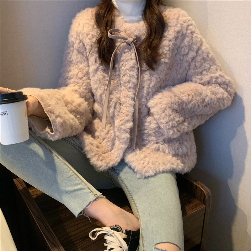 冬アウターはボアで決まり 冬 ニュースタイル 丸ネック 蝶結び 厚手 着痩せ トップス 防寒カジュア ダウンジャケット