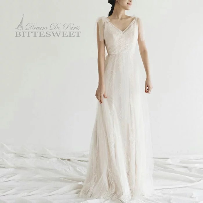 ノースリーブウエディングドレスウェディングドレスVネック背中空きweddingdress編み上げタイプ床付きタイプオーダーメイド可能前撮り後撮り披露宴結婚式演奏会発表会海外挙式ドレスホワイト