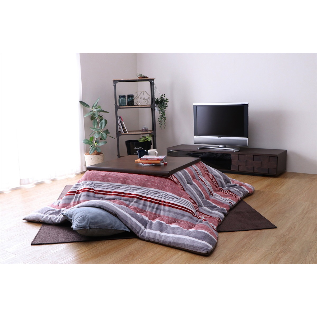 【I】【代引不可】こたつ掛布団 ニードル190×190cm レッド 正方形【北海道・沖縄・離島不可】