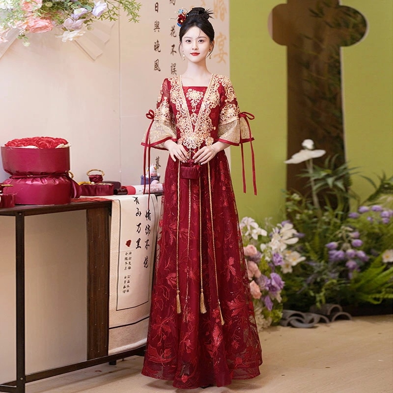 購入特典あり！チャイナドレス ロング丈 マキシ丈 ミディアム丈 チャイナ ドレス 中国風結婚式 花嫁ドレス 七分袖 改良中華ドレス ワインレッド 金色な刺繍 前撮り 中国風ウェディングドレス 中華服
