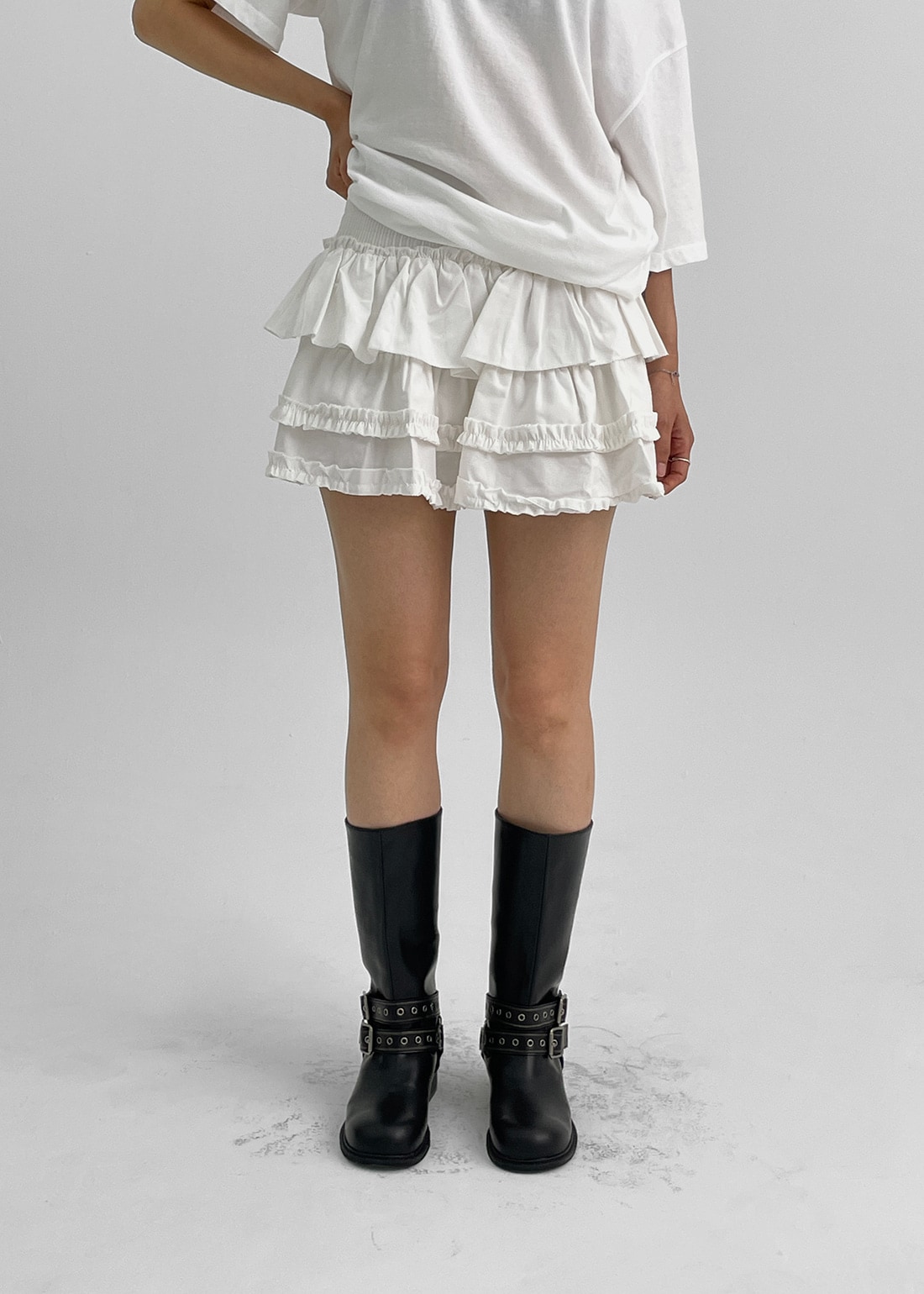 コントンバンディングカンカンレースミニスカートパンツ