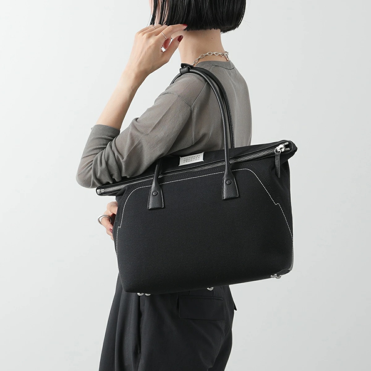 MAISON MARGIELA メゾンマルジェラ 11 トートバッグ 5AC SB1WC0012 P4348 レディース ショッピングバッグ ミディアム 鞄 T8013