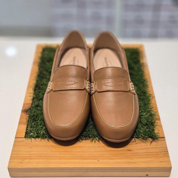 天然ヤギ革軽量ローファー