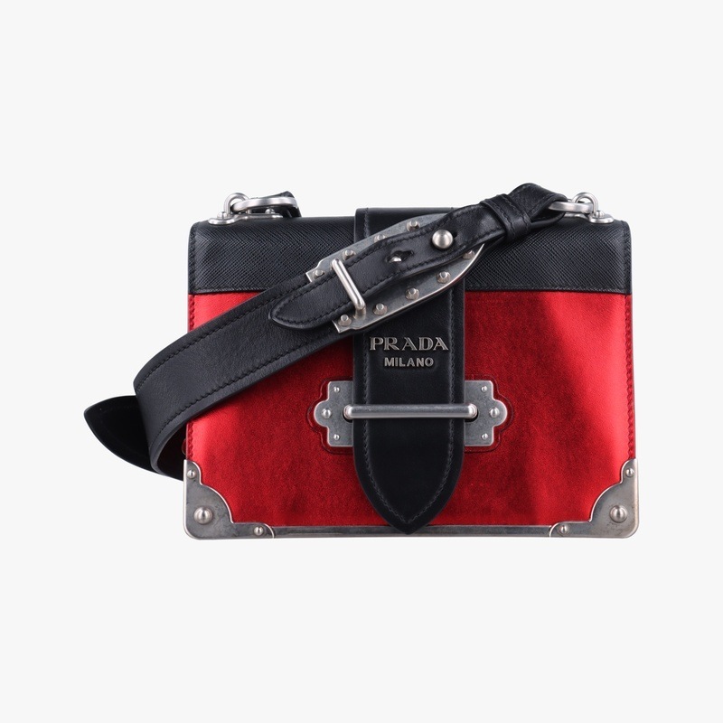 カイエレッド&ブラックレザー1BD04525中古