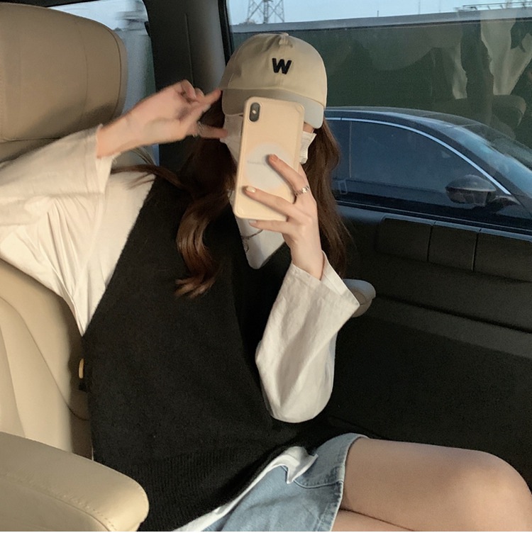 ニットベスト トップス ベスト 袖なし ノースリーブ Vネック スリット サイドスリット かわいい 大人可愛い きれいめ シンプル カジュアル 大人 上品 おしゃれ お洒落 大人可愛い 大人女子