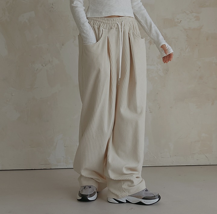 [common unique] 迷路コーデュロイバンディングオーバーワイドパンツ 5,227円