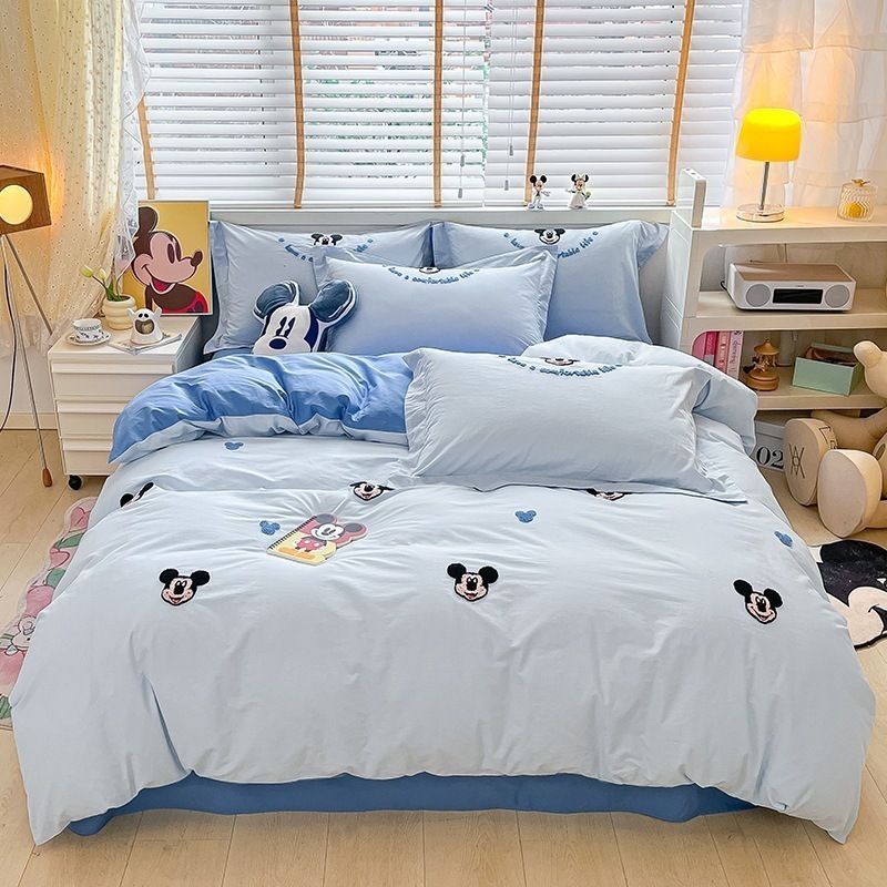 新品ディズニー起毛刺繍肌に優しい4点セット漫画タオル刺繍入りシーツキルトカバー寝具