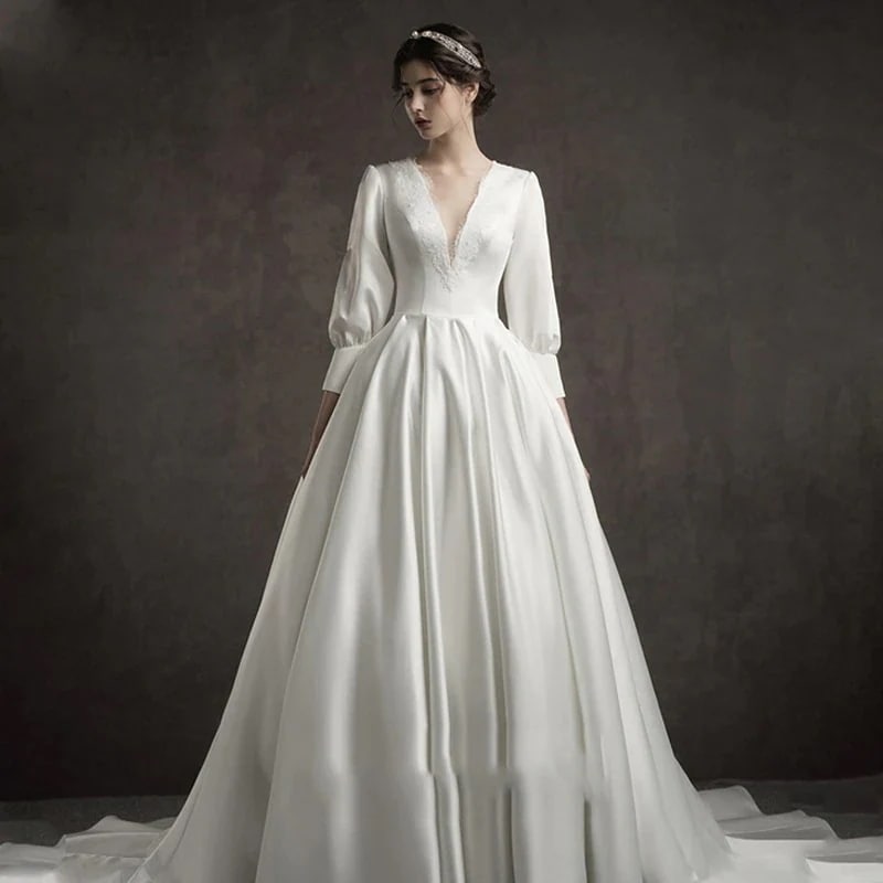 パーティードレス新入荷 高級感 結婚式ワンピース 花嫁ロングドレス ドレス ウェディングドレス 司会者 成人式 演奏会 発表会 卒業式 ワンピース ウェディングドレス 白 ロング ロングドレス 演奏会