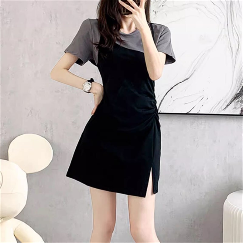 ワンピース ミニスカート ミニ ミニ丈 ミニワンピース 袖あり 半袖 ラウンドネック かわいい 大人可愛い きれいめ シンプル カジュアル 大人 上品 おしゃれ お洒落 かっこいい レトロ 大人女子