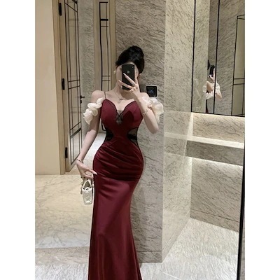 セクシーVネックウエスト出しキャミソールパフスリーブ ハイスリットワンピース2025夏 セレブドレスフィッシュテールスカート