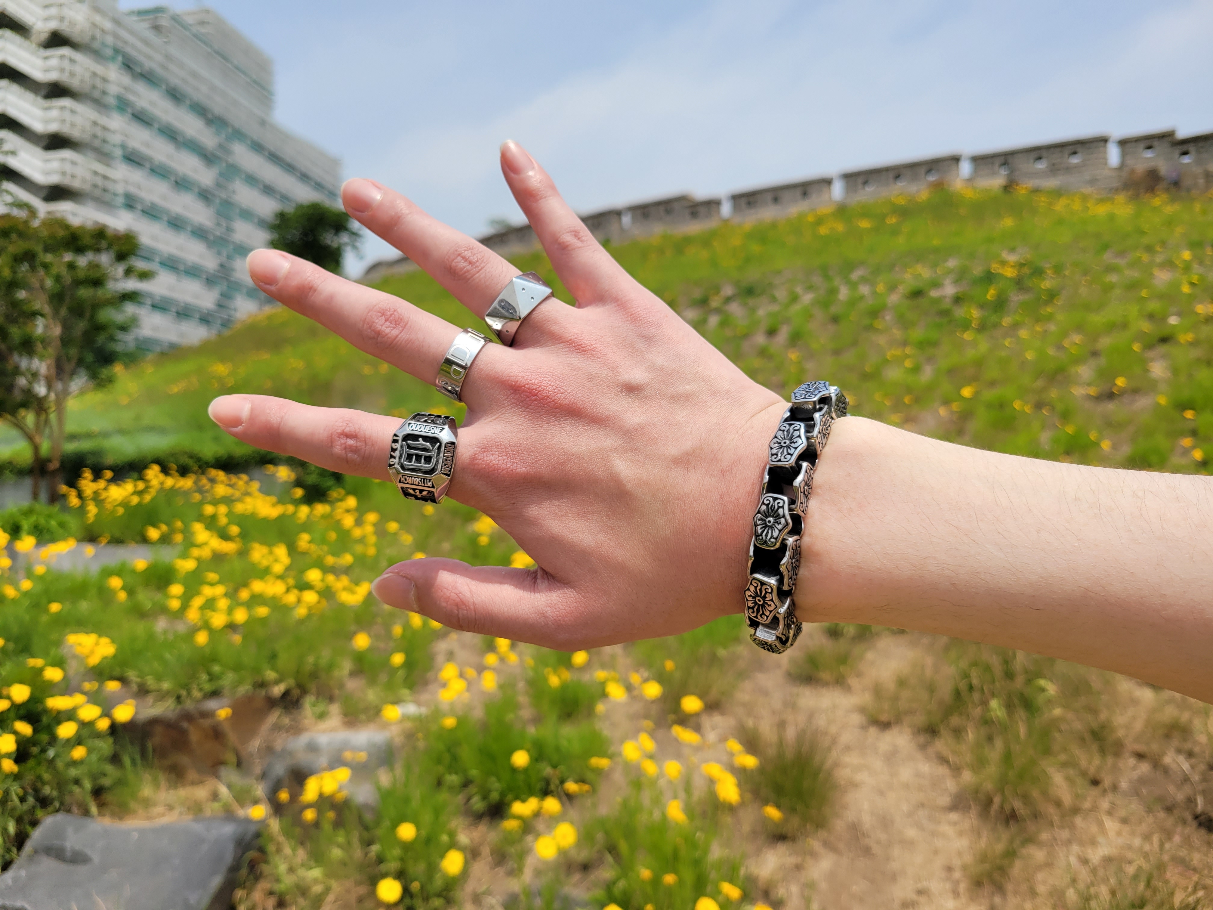 ノーブルンステンレススチールシルバークロム四角名品芸能人韓国男性チェーンブレスレット