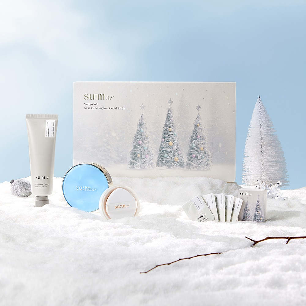 【NEW】 ホリデー メッシュクッション セット (+リフィル13g + ハンドクリーム70ml + リップセラム0.5×5ml)