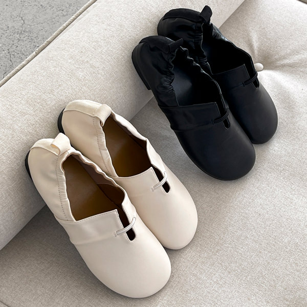 スリッポン フラットシューズ オブリークトゥ フラット レディース ぺたんこ 黒 ブラック アイボリー 歩きやすい カジュアル シンプル 靴 婦人靴 韓国