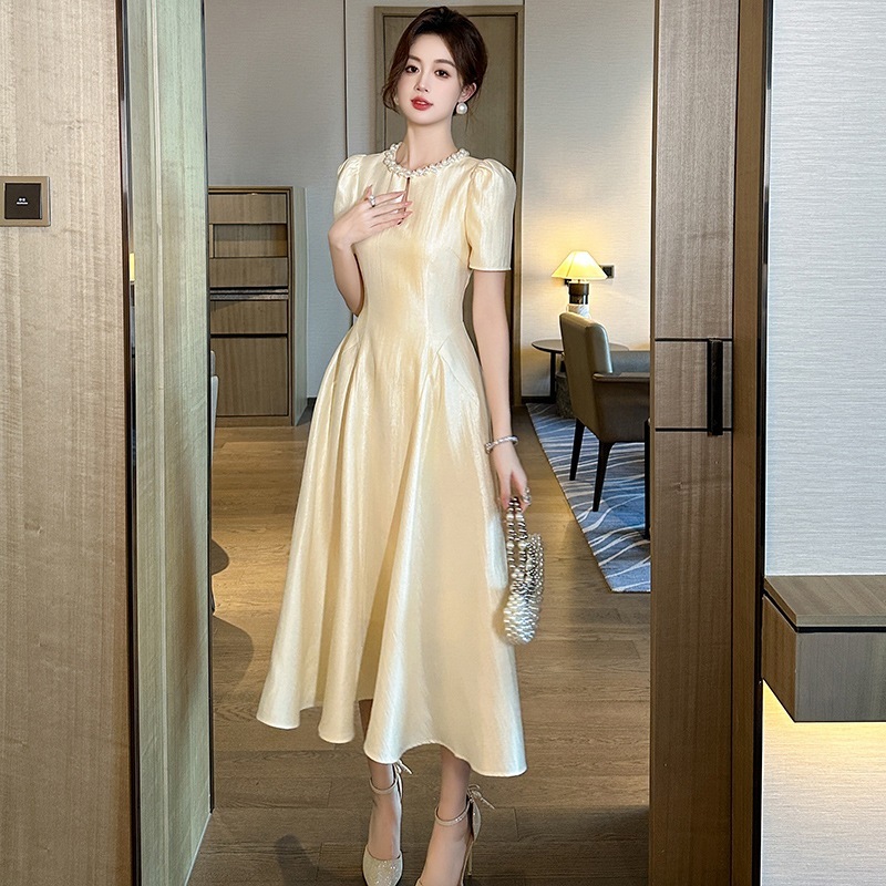 ティーラウンジロングスカート2024夏新作婦人服フレンチシック丸首収納腰垂れ感膝丈ワンピース80219 5,543円