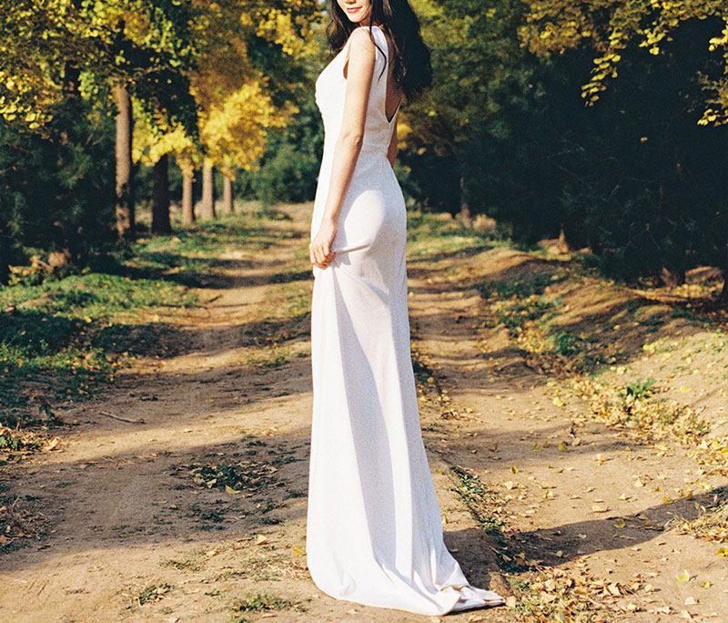 [高品質]ウエディングドレス ノースリーブ 結婚式ドレス 結婚式ドレス Vネック 背中空き ファスナータイプ ゆったり 人魚型 前撮り 後撮り 披露宴 結婚式 海外挙式ドレス 6,644円