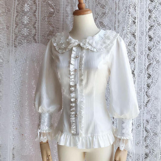 ブラウス Lolita ロリータ ゴシック＆ロリータ シフォン トップス ドル襟 フォーリング 長袖 編み上げ レース スリム 洋装 かわいい フレア セレブ クリスマス コスプ