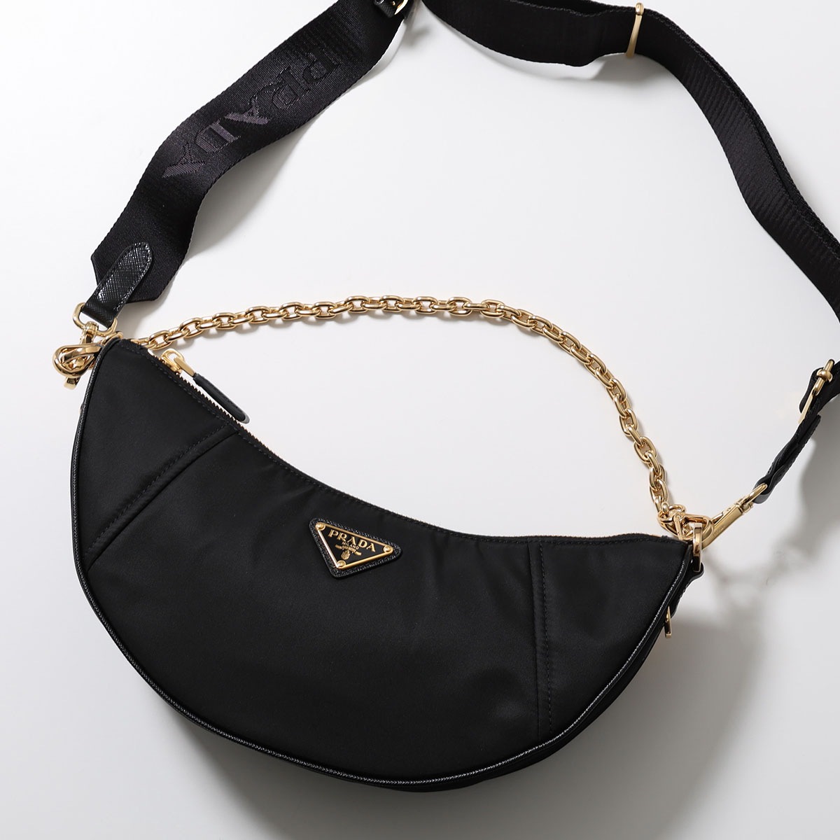 PRADA プラダ ハンドバッグ Demi-Lune ドゥミ リュンヌ 1BH222 R064 レディース Re-Nylon リナイロン ショルダーバッグ トライアングルロゴ 鞄 F0002/NERO