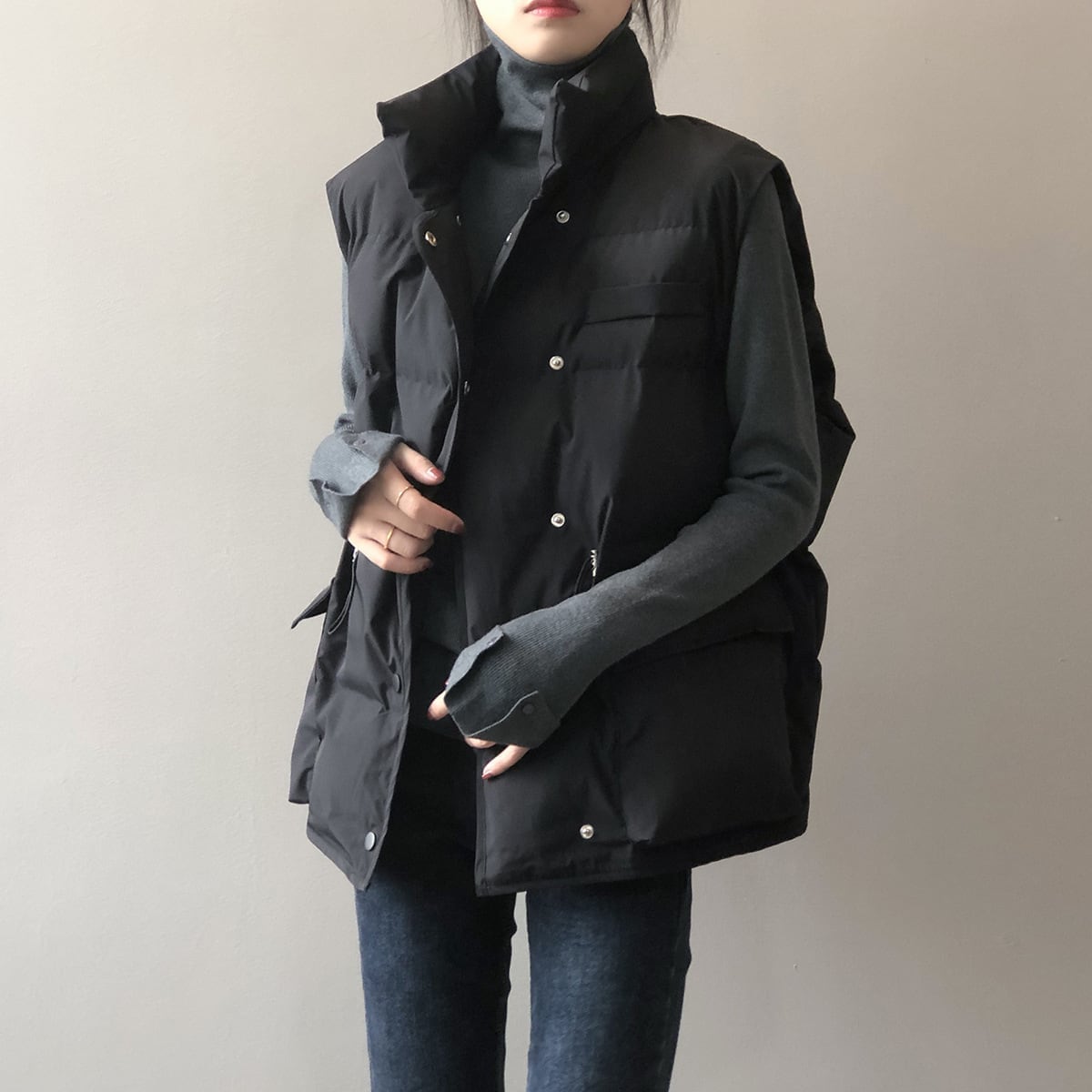 中綿ベスト レディース アウター ダウンコート ポケット ドローストリング ショート丈 襟付き スタンドカラー ハイネック ミリタリー 韓国風 中綿ダウンコート 軽い 軽量 フード付き 冬服 lout