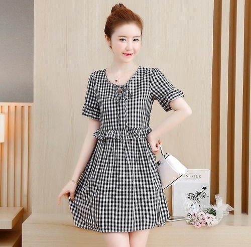 1115．ギンガムチェック半袖カジュアルワンピース（ブラック） 100,000円