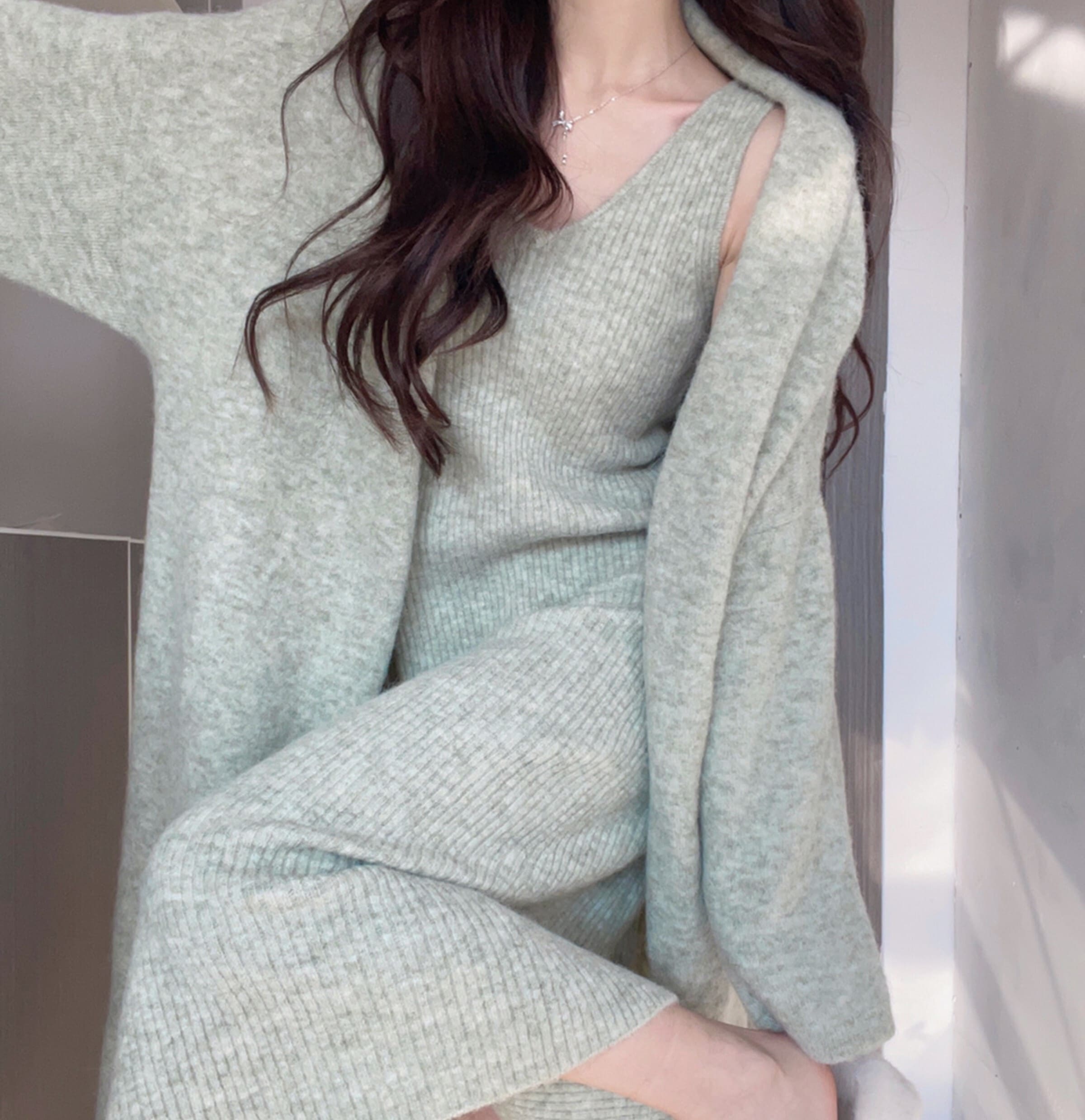 セットアップ ルームウェア ワンマイルウェア カーディガン プルオーバー ワンピース 部屋着 ミモレ丈 ロング丈 ノースリーブ 長袖 ドロップショルダー 萌袖 Vネック ニット 2点セット ツーピース